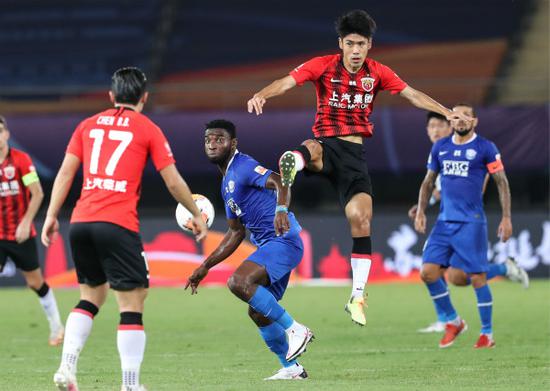  尤文图斯战平佛罗伦萨错失登顶良机  