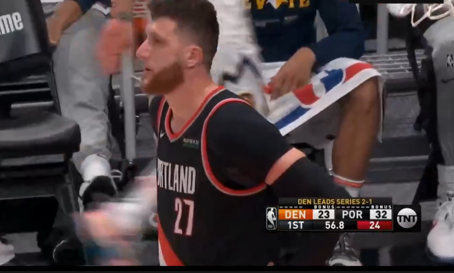  约基奇统治内线掘金轻取森林狼巩固西部榜首位置